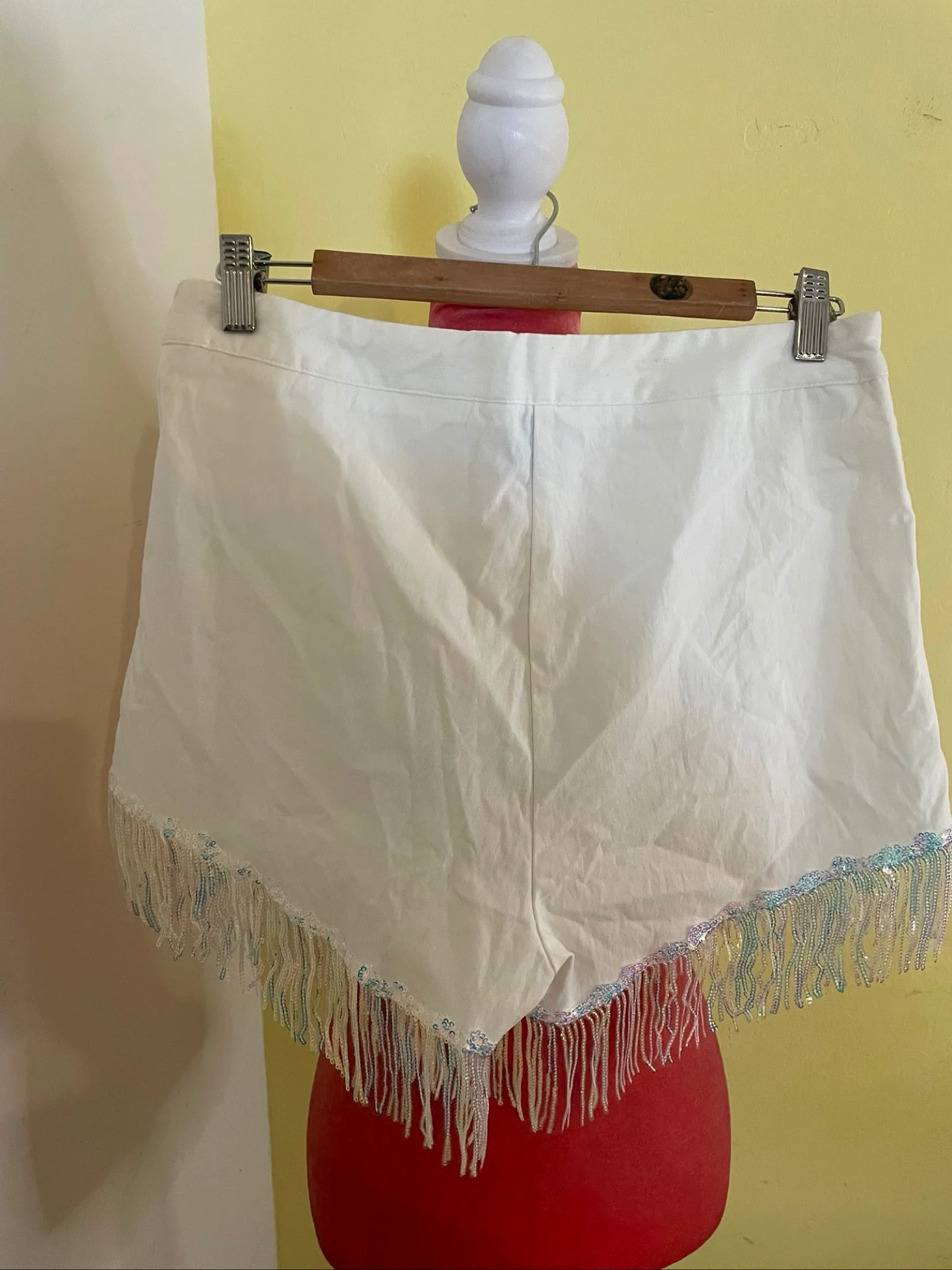 Short Branco com Franja Holográfica Brilhante  – photo 4